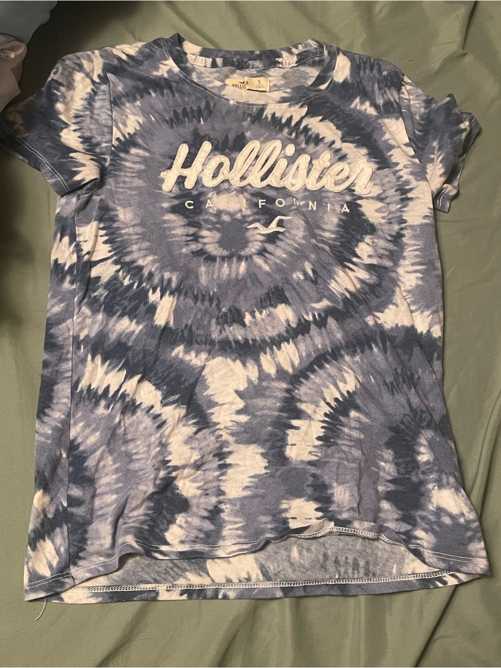 Hollister Navy and White Spiral Tie-Dye Logo Tee
